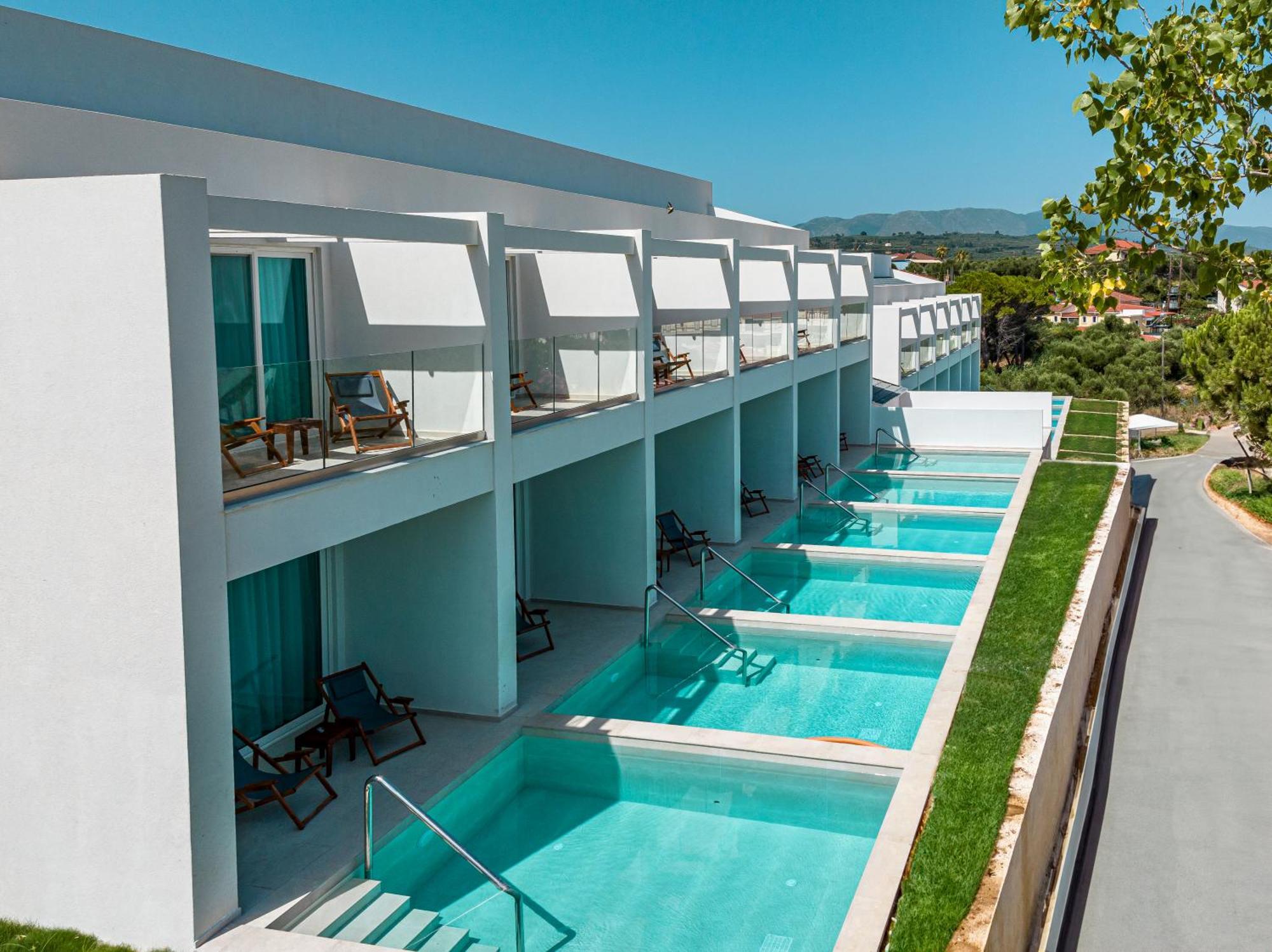 Mirage Bleu Hotel 5*